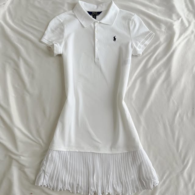 White short sleeve dress