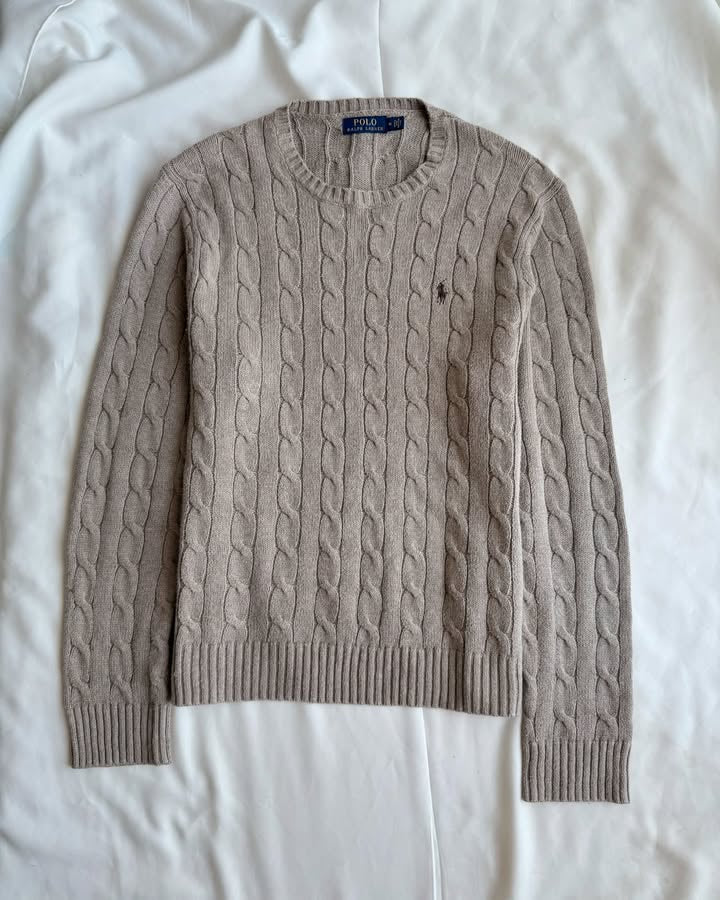Brown round neck knit sweater