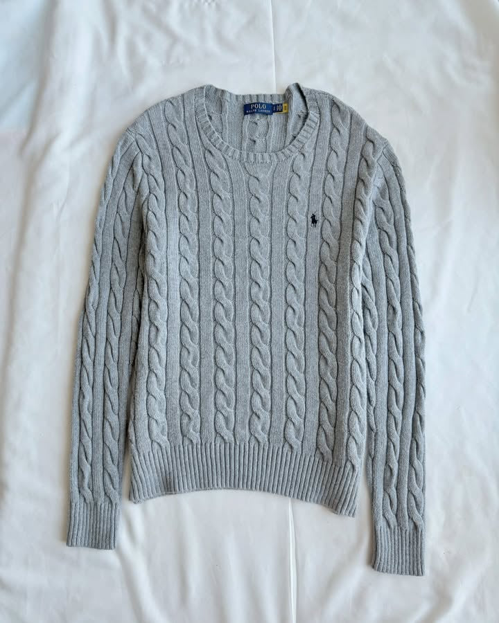 Grey round neck knit sweater