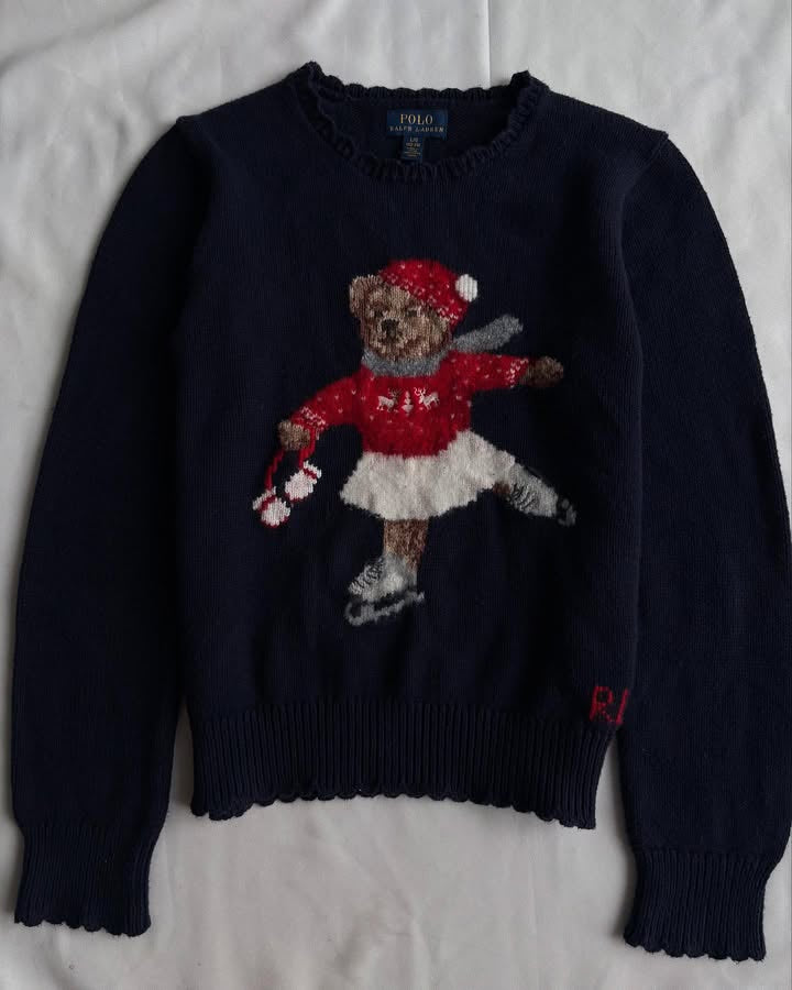 Black round neck knit sweater with bear