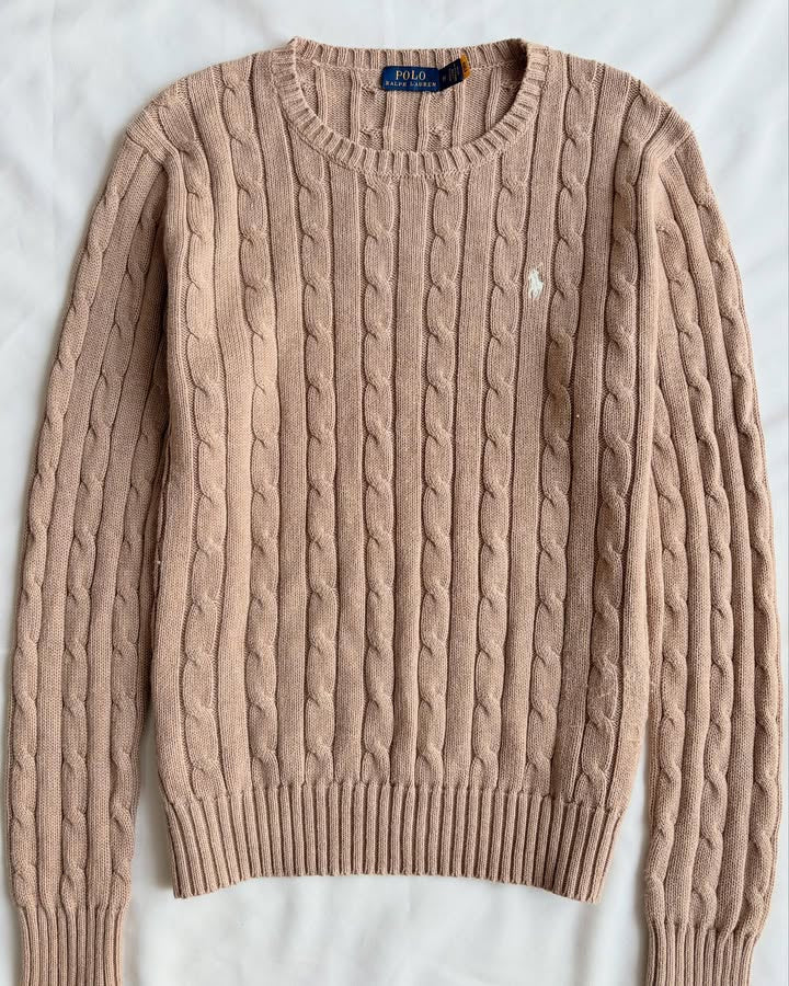 Brown round neck knit sweater