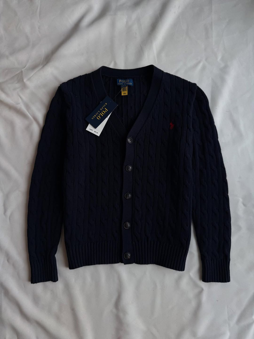 Dunkelblaue Strickjacke