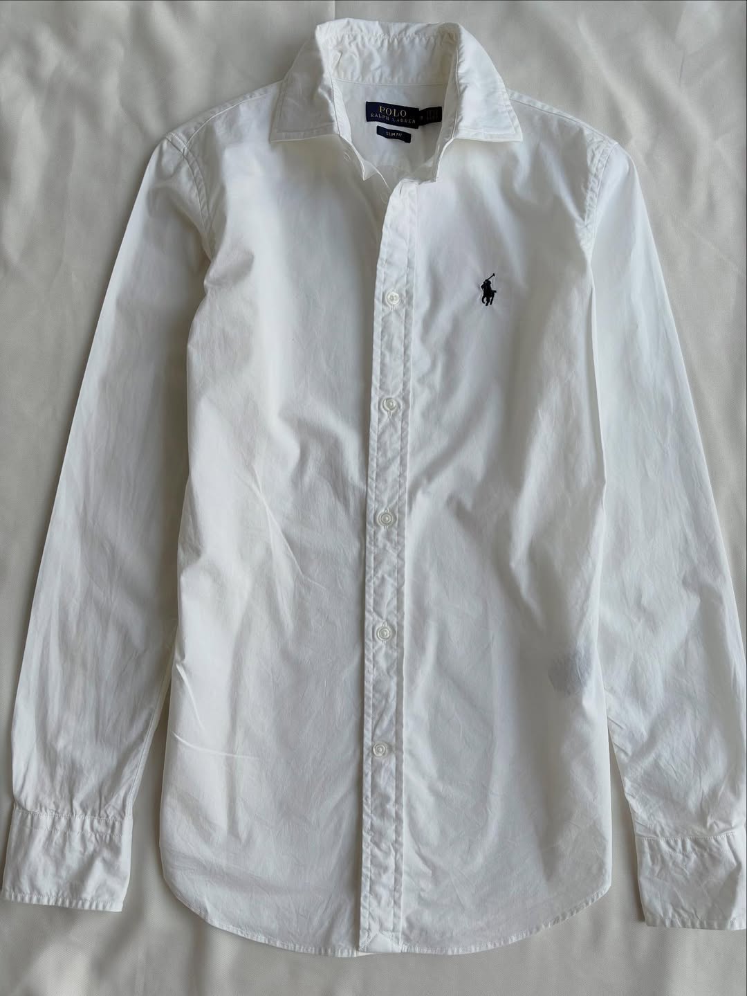 White dress shirt